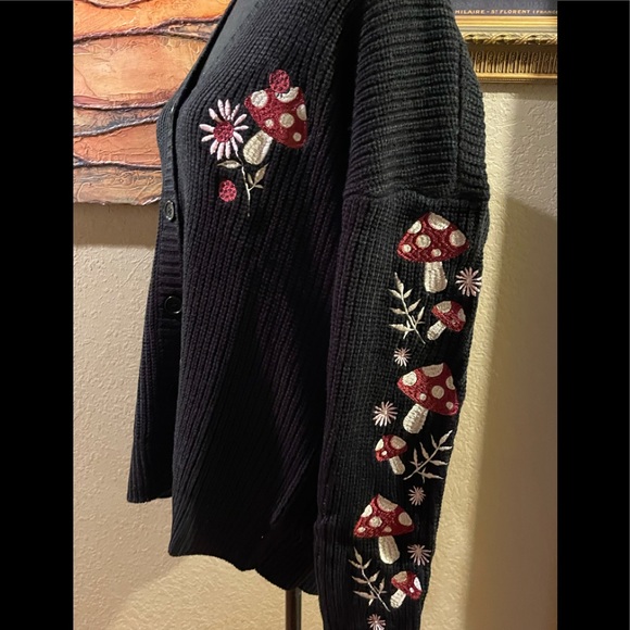 Hot Topic Exclusive Mushroom Floral 